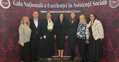 Stire din Social : Diplomă de excelență pentru ministrul Muncii, Simona Bucura Oprescu