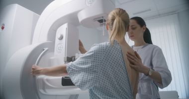 Stire din Social : Spitalul Orășenesc Hârșova s-a dotat cu un mamograf de ultimă generație