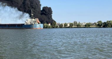 VIDEO / Război la graniță, în Delta Dunării. "Este a patra NOAPTE ALBĂ, în care vedem BOMBARDAMENTELE la câteva sute de metri de noi" - 4