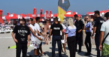 Stire din Eveniment : Polițiștii constănțeni, în acțiune în Eforie: zeci de comercianți verificați!