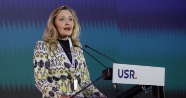 Stire din Politică-Administrație : USR cere comisie parlamentară de anchetă în cazul agresiunilor sexuale din sistemul de educație