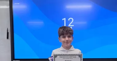 Stire din Cultură-Educație : Elevul Iustin Mario Drăgoi, premiat la concursul „My Space“, cu un desen despre univers
