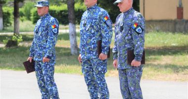 Final de carieră pentru trei cadre militare de la Poligonul Capu Midia - 4
