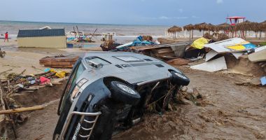 Stire din Social : Concediu transformat într-un coșmar pentru turiştii de pe litoral. "Am strâns bani tot anul"