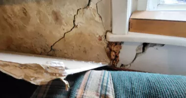 Realitatea din imobilele cu risc seismic ale Constanței. „Am rămas singură în tot blocul” - 3