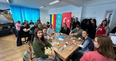 Stire din Social : Ziua Mondială a Autismului, marcată de Institutul Yunus Emre. „A fost un eveniment cu o semnificație profundă”