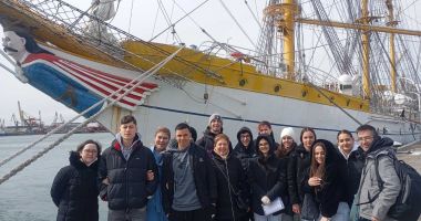Stire din Cultură-Educație : Experiență memorabilă oferită de Liceul ”Ovidius” unei delegații din Grecia