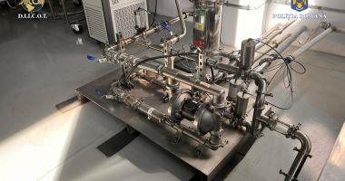 Percheziții la cei care comercializau cannabis și etnobotanice sub formă de jeleuri și țigări electronice. DIICOT a descins și în Constanța! - 3