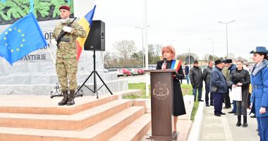 Stire din Politică-Administrație : Administrația locală din Mihail Kogălniceanu a marcat 115 ani de la înfiinţarea Regimentului 36 Infanterie