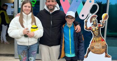 Stire din Sport : Performanță de excepție pentru constănțenii Matei și Katerina Petre la prestigiosul Lemon Bowl 2025