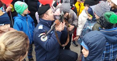 FOTO. Zi plină de bucurie și experiențe inedite, la Gruparea Mobilă „Tomis”, pentru sute de copii - 3