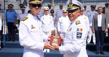 Contraamiral apreciat, la apus de carieră, după patru decenii în serviciul Forțelor Navale - 3