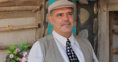 Stire din Cultură-Educație : Gheorghe Ifrim aduce o „idee genială“ pe scena Casei de Cultură a Sindicatelor