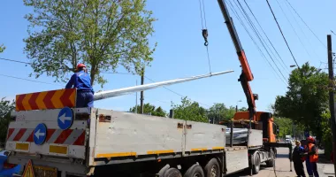 Stire din Social : Lucrările la iluminatul public continuă, săptămâna aceasta, în alte zone ale orașului