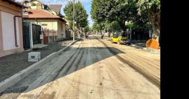 Stire din Social : Ample lucrări de modernizare a infrastructurii pietonale și carosabile în cartierul Tomis 1