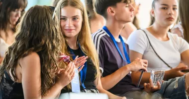Adolescenții din Constanța află cum să se bucure de vară fără riscuri
