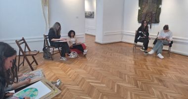 Stire din Cultură-Educație : Studenţii tomitani au „redescoperit” Muzeul de Artă