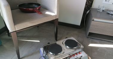 Traficant de droguri care vindea ketamină pe litoral, prins de DIICOT