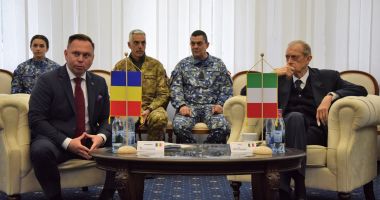 Delegație parlamentară italiană la Baza 57 Mihai Kogălniceanu - 1