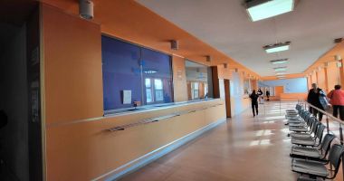 Stire din Social : Fără privați în instituții publice! Firma „Synevo”, evacuată din Spitalul Judeţean Constanţa