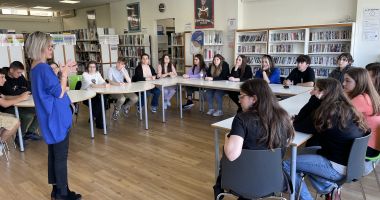 Stire din Cultură-Educație : Pe urmele teatrului antic – mobilitate Erasmus a elevilor Liceului “Ovidius” la Atena