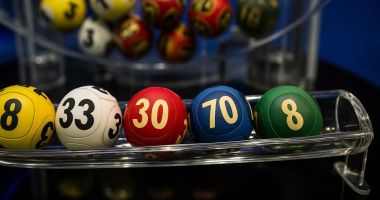 Stire din Social : Premii de peste 38 milioane de lei, săptămâna aceasta, la Loto 6/49