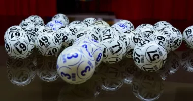 Stire din Actualitate : Noi șanse de câștig, weekend-ul acesta la loto. Ce premii vă așteaptă