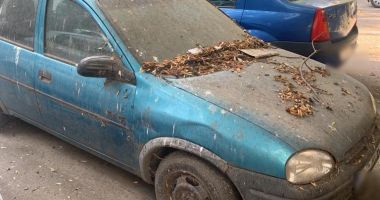 Stire din Social : Polițiștii locali vor ridica 40 de vehicule abandonate sau fără stăpân