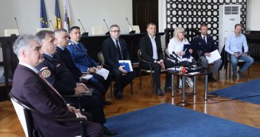 Stire din Eveniment : Controale, razii, pregătiri intense! Autorităţile, cu ochii pe Constanţa, în cele trei zile de minivacanţă