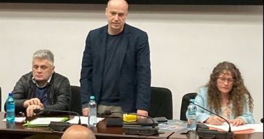 Stire din Cultură-Educație : Scriitorul Angelo Mitchievici reales președinte al Filialei Dobrogea a USR pentru al treilea mandat