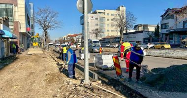 Stire din Social : Lucrările de modernizare a infrastructurii pietonale continuă în alte zone din oraş