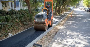 Stire din Social : Lucrările de modernizare a infrastructurii pietonale continuă şi în alte zone din oraș