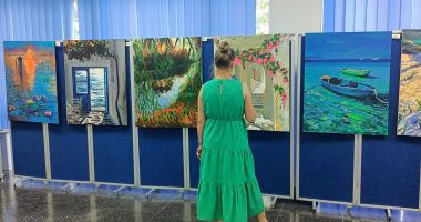 Stire din Cultură-Educație : „Vară, mare, soare”, pe simezele Muzeului Marinei Române