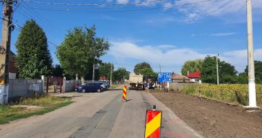 Stire din Politică-Administrație : Primarul Petre Urziceanu: „Au început lucrările de amenajare peisagistică în oraşul Negru Vodă”