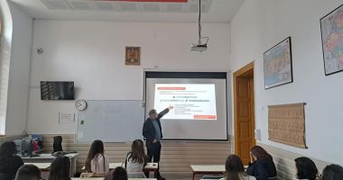 Stire din Cultură-Educație : Oferta educațională franceză, prezentată mirciștilor