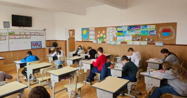 Stire din Cultură-Educație : 72 de elevi participanți la faza județeană a Olimpiadei Micilor Istorici