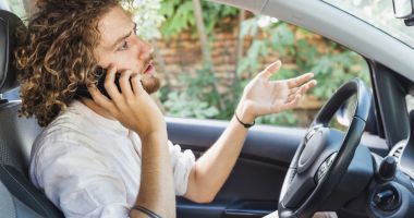 Stire din Social : Atenție! Obligații fiscale în caz de schimbare a domiciliului pentru deținătorii de autoturisme