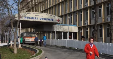 Stire din Social : Urgențele pediatrice din Mangalia, mutate temporar după apariția unor infiltrații