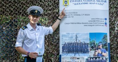 Stire din Cultură-Educație : Ziua Porților Deschise la Colegiul Național Militar „Alexandru Ioan Cuza"