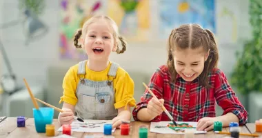 Stire din Social : Premii de până la 5.000 de lei, pentru copii, la concursul „Apa este viață!”