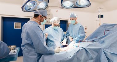 Operație realizată în premieră, de către medicii ortopezi, la Spitalul Județean Constanța