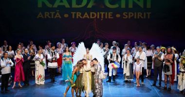 Stire din Cultură-Educație : Constănțenii au strălucit pe scena Teatrului Național București, în spectacolul „Rădăcini”