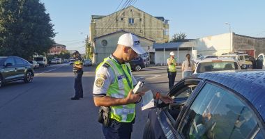 Stire din Eveniment : Raziile polițiștilor continuă la Constanța! Ce cartiere sunt verificate