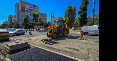 Stire din Social : Infrastructura pietonală de pe străzile Adamclisi și Suceava este reabilitată
