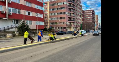 Stire din Social : Conduceți cu prudență! Lucrările de reamenajare a străzii Baba Novac continuă