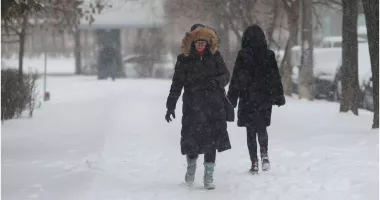 Stire din Social : Atenție la ger! Ce vă sfătuiesc specialiștii din cadrul Ministerului Sănătății