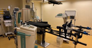 Stire din Social : În premieră pe ţară. Spitalul Judeţean Constanţa s-a dotat cu sistemul robotic Rosa