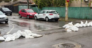 Stire din Social : Nu distrugeți sacii de nisip amplasați pentru protecția împotriva inundațiilor!