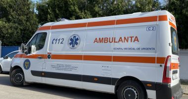 Stire din Social : Ambulanțele din Constanța au preluat doi bolnavi cronici, cărora li s-a făcut rău pe stradă