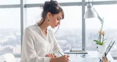 Stire din Social : Salariul nu va mai fi informație confidențială din iunie 2026. Directiva europeană privind transparența salarială schimbă piața muncii